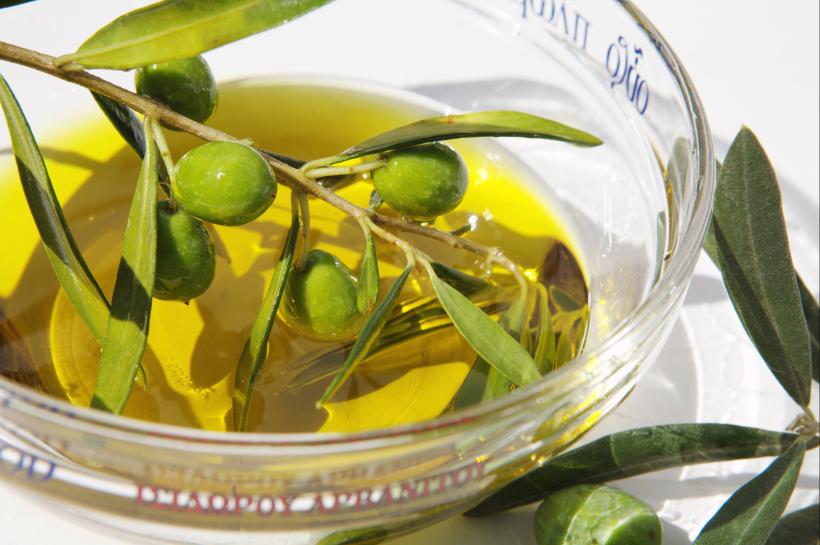 Beneficiile uleiului de măsline asupra sănătății inimii 18854289