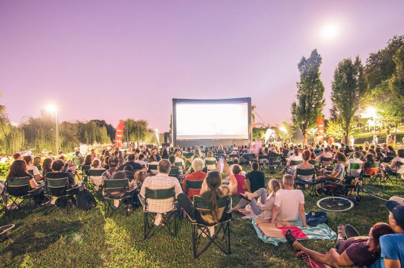 Filme nominalizate la Oscar, în prima săptămână de  Cinema în aer liber, pe Insula Artelor din Parcul Titan 18854720