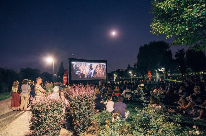 Filme nominalizate la Oscar, în prima săptămână de  Cinema în aer liber, pe Insula Artelor din Parcul Titan 18854721