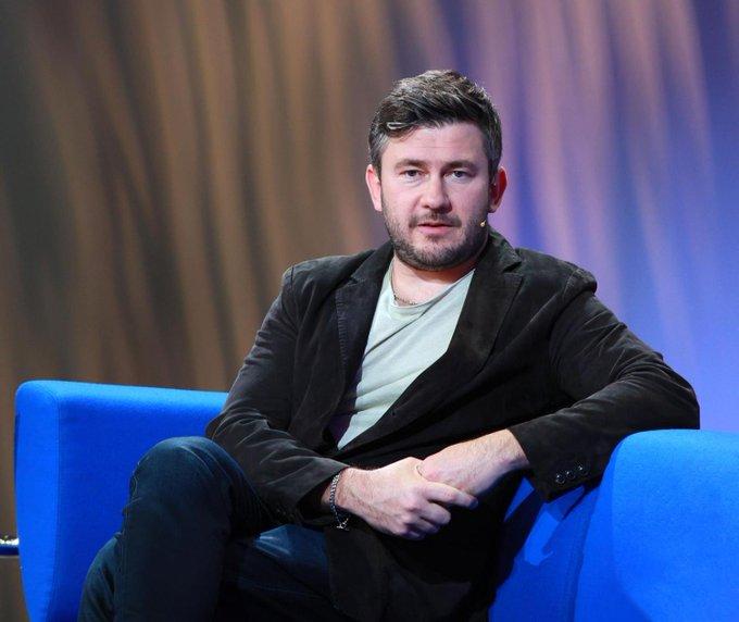 Scriitorul rus Dmitry Glukhovsky, condamnat la 8 ani de închisoare pentru că a criticat războiul Rusiei în Ucraina 18854782