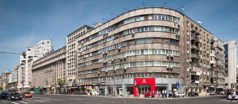 Nicuşor Dan: Blocul Scala şi Teatrul Stela Popescu vor fi consolidate cu fonduri nerambursabile