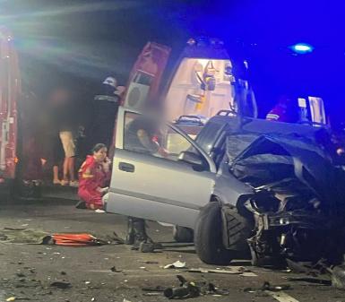 Accident mortal între o mașină, un camion și o autoutilitară, în Dolj. Un tânăr de 24 de ani, care a intrat pe contrasens, a decedat