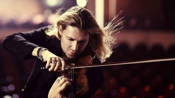 Magnificul David Garrett concertează la Arenele Romane în Capitală pe o vioară Guarneri del Gesù în valoare de 3,5 milioane de euro