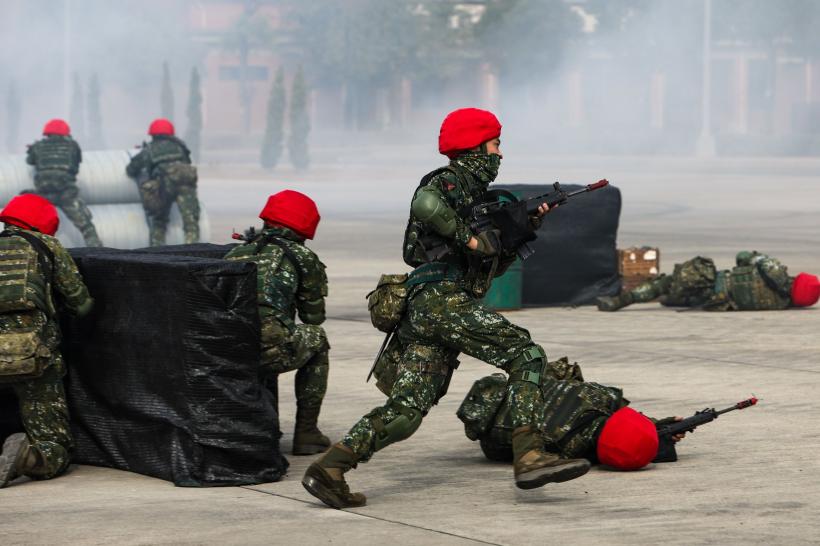 China se pregătește pentru invadarea Taiwanului: o luptă între David şi Goliat 18855279