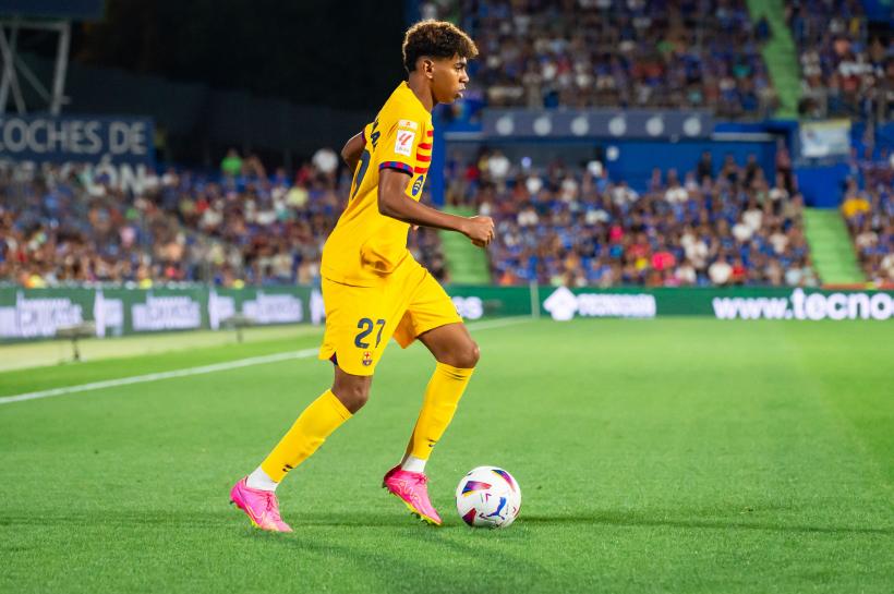 Adolescentul minune, Lamine Yamal, titularizat pentru prima dată, la doar 16 ani, la Barcelona 18855485