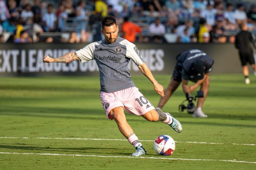 Lionel Messi a câştigat primul trofeu în SUA 18855393