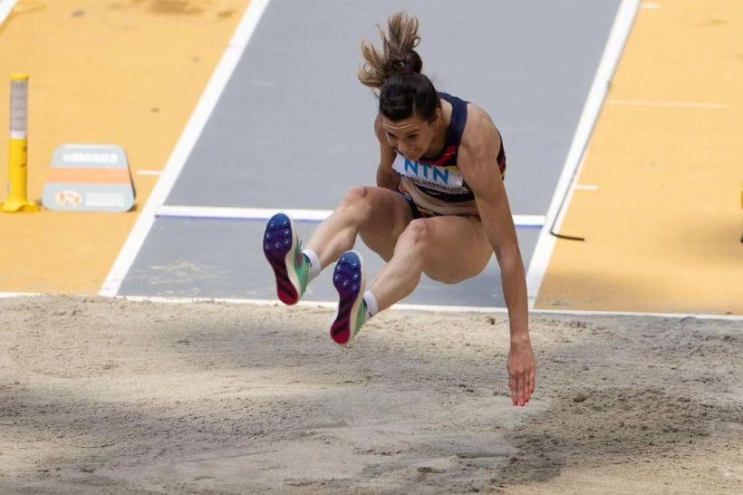 România scrie istorie la Mondialele de Atletism: Alina Rotaru, medalia de bronz la săritura în lungime