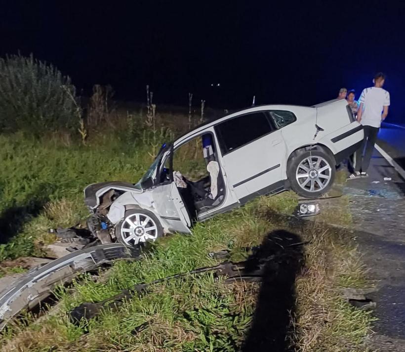 Accident cu patru victime între Arad și Hunedoara. Două persoane sunt în comă 18855832