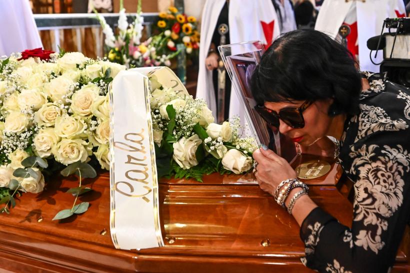 Funeralii pentru un italiano vero: Rămas bun, Toto Cutugno