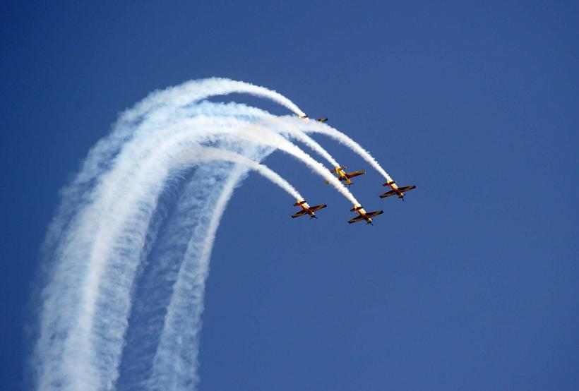 Show aviatic la aeroportul Băneasa 18856404