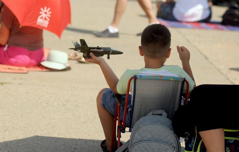 Show aviatic la aeroportul Băneasa 18856421