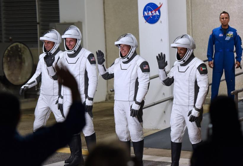 SpaceX și NASA pregătesc lansarea a patru astronauți din patru țări