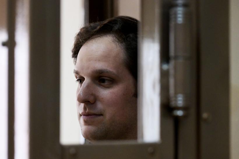 Un jurnalist american contestă decizia de prelungire a arestului său preventiv în Rusia