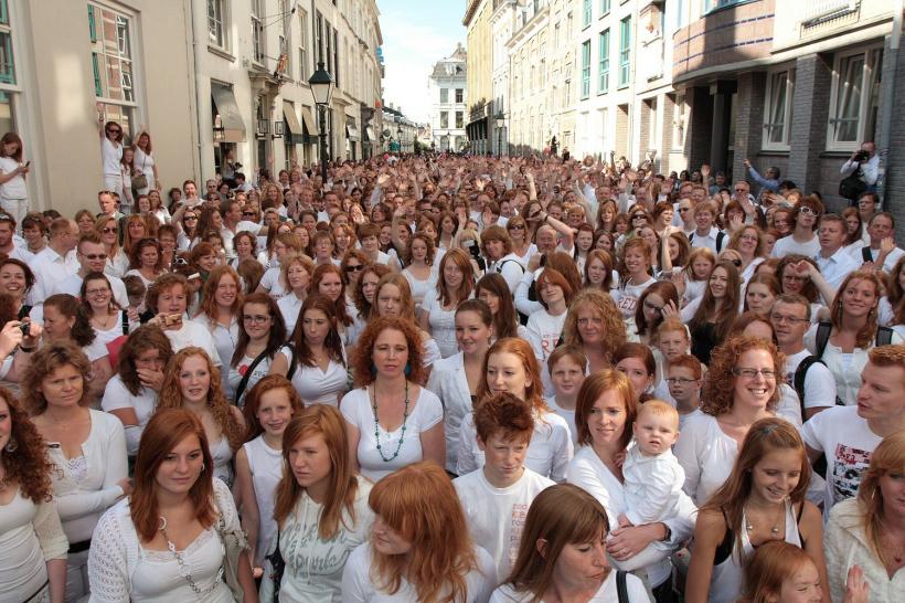 Inedit: Mii de roșcovani s-au adunat la festivalul anual Redhead Days din Olanda
