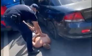 Beat, a lovit mașina Jandarmeriei, apoi a încercat să fugă de la locul accidentului 18857532