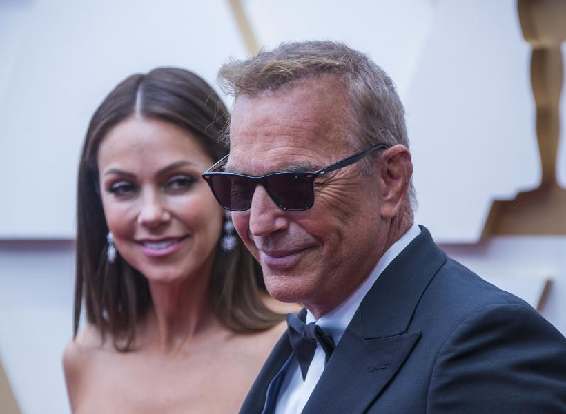 Kevin Costner, îndrăgostit de Christine Baumgartner, deși ea a cerut divorțul 18857458