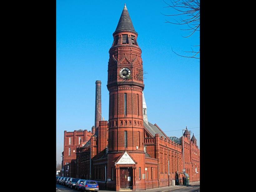 Imam din Anglia, predică despre lapidare: cum să fie omorâte CORECT cu pietre femeile adultere 18857683