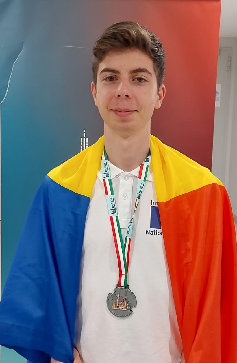 Performanță extraordinară: România se menţine pe locul 2 în clasamentul mondial ”all-time” al medaliilor la Olimpiada de Informatică 18857702