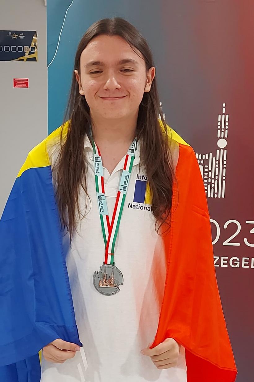 Performanță extraordinară: România se menţine pe locul 2 în clasamentul mondial ”all-time” al medaliilor la Olimpiada de Informatică 18857705