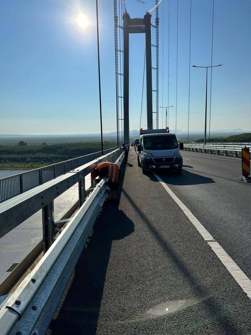 S-a încheiat numărătoarea șuruburilor de la podul peste Dunăre de la Brăila. Câte au probleme? 18857553