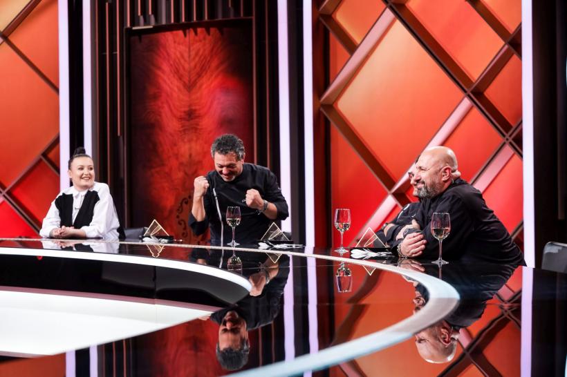 Chef Sorin Bontea, a doua victorie la amuletă, în ediția de aseară Chefi la cuțite. Diseară, Chefii se întrec pentru o bombă cu mai multe amulete: ”Avem o miză uriașă!” 18857771