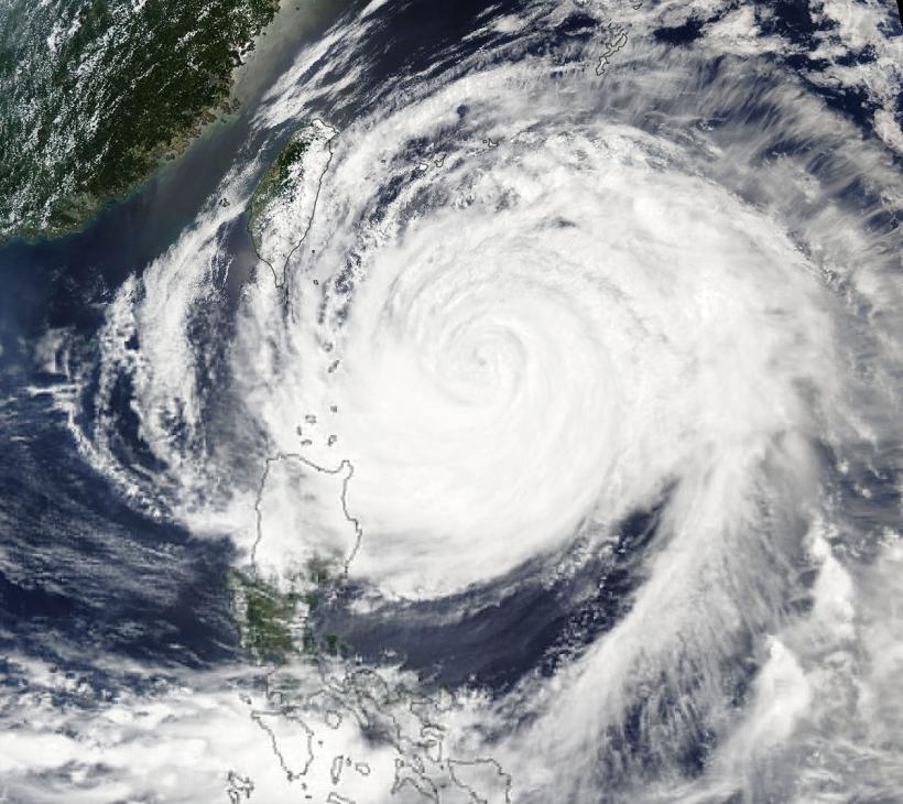 Taifunul Haikui a lovit Taiwanul. Școlile și fabricile au fost închise 18857716