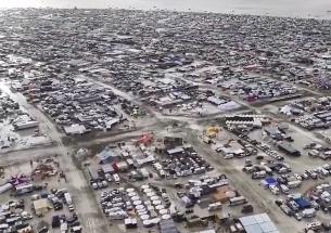 Celebrul festival Burning Man, distrus de ploi: 70.000 de participanți, blocați în deșertul transformat în mlaștină 18857852
