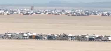Celebrul festival Burning Man, distrus de ploi: 70.000 de participanți, blocați în deșertul transformat în mlaștină 18857855