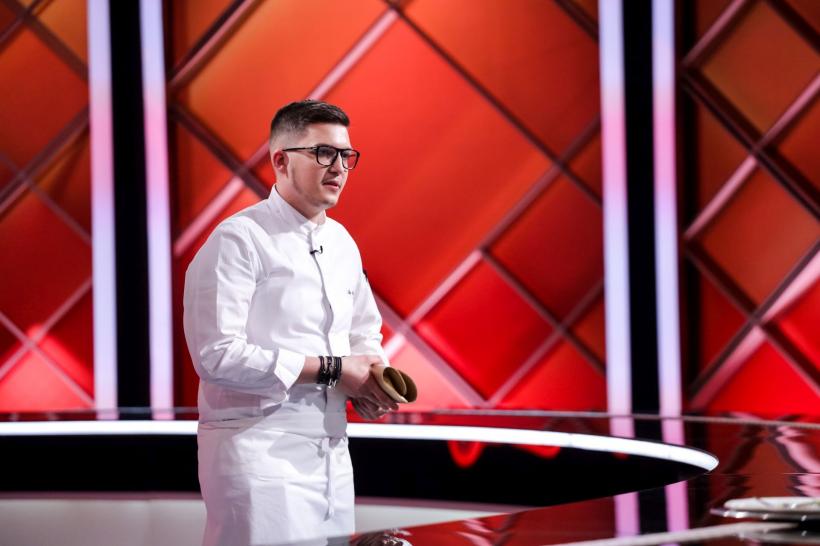 Chefi la cuțite, lider de audiență. Chef Scărlătescu a dat cuțitul de aur! În această seară, cea mai mică femeie din lume le face o vizită juraților 18858119