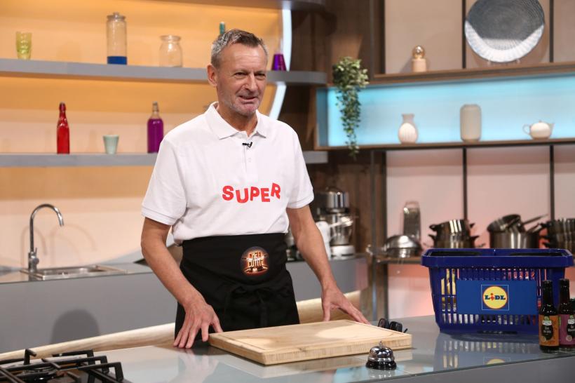 Chefi la cuțite, lider de audiență. Chef Scărlătescu a dat cuțitul de aur! În această seară, cea mai mică femeie din lume le face o vizită juraților 18858121