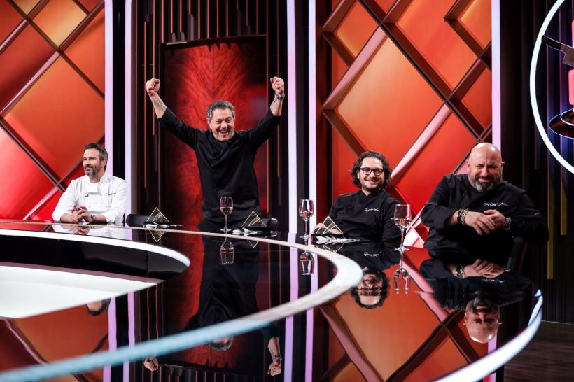 Chefi la cuțite, lider de audiență. Chef Scărlătescu a dat cuțitul de aur! În această seară, cea mai mică femeie din lume le face o vizită juraților 18858127