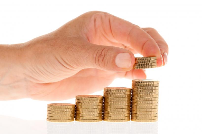 Cu cât cresc salariile şi pensiile românilor 18858083