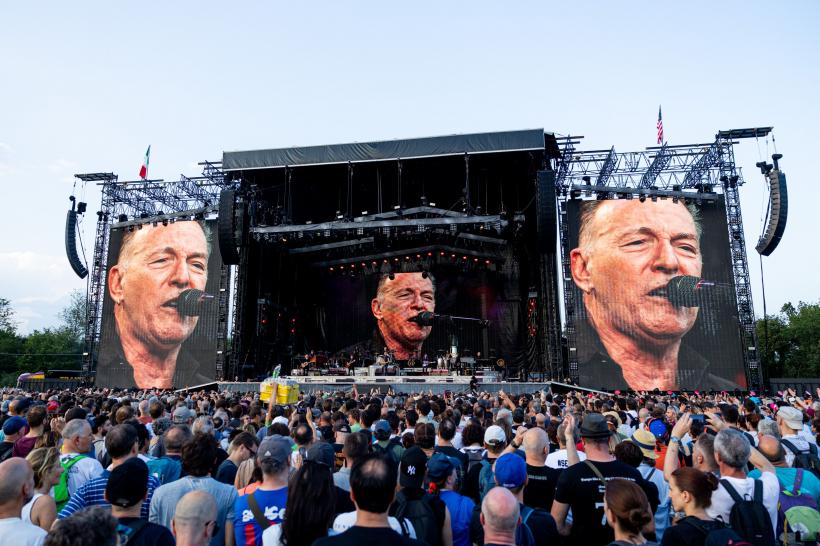 Bruce Springsteen, grav bolnav. Și-a amânat toate concertele din septembrie 18858225