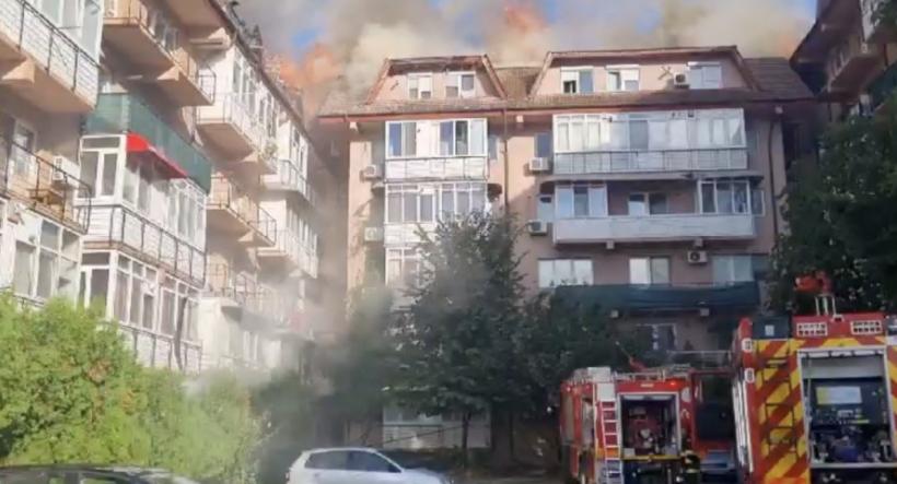 Ce a provocat incendiul devastator de la blocul din Craiova?