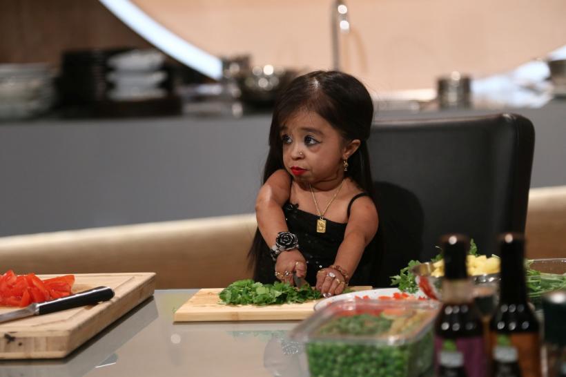 Chefi la cuțite, lider de audiență. Florin Dumitrescu a câștigat amuleta, iar cea mai mică femeie din lume s-a întâlnit cu jurații la finalul serii 18858382