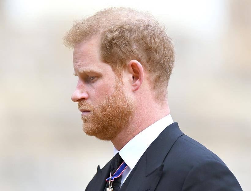 Prințul Harry s-a întors în Marea Britanie la un an de la moartea Reginei Elisabeta 18858426