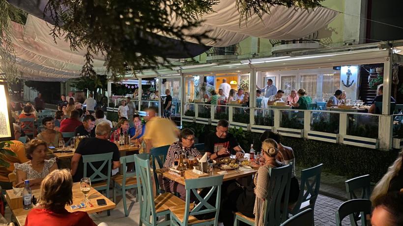 Dronele nu sperie turiștii din Delta Dunării. Începe sezonul de pescuit și „bird watching” 18858354