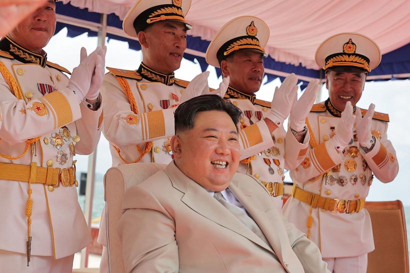 Rusia și China se apropie de Coreea de Nord. Festivități la Phenian