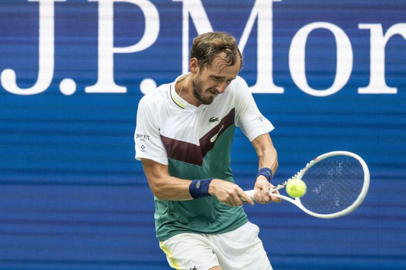 US Open 2023: Daniil Medvedev va juca în finală cu Novak Djokovic