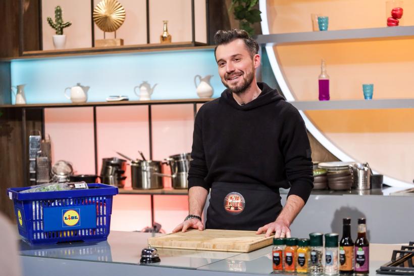 Cătălin Scărlătescu, prima victorie la amuletă din sezonul 12 Chefi la cuțite! Provocare extrem de grea pentru Chefi în această seară: ”Seamănă cu trenulețul groazei!” 18858899