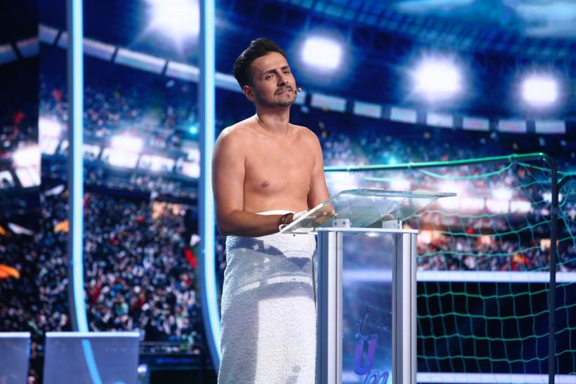 Ciprian Marica, impersonat de George Tănase în spumosul moment „Prosopul”, pe scena iRoast 18858994