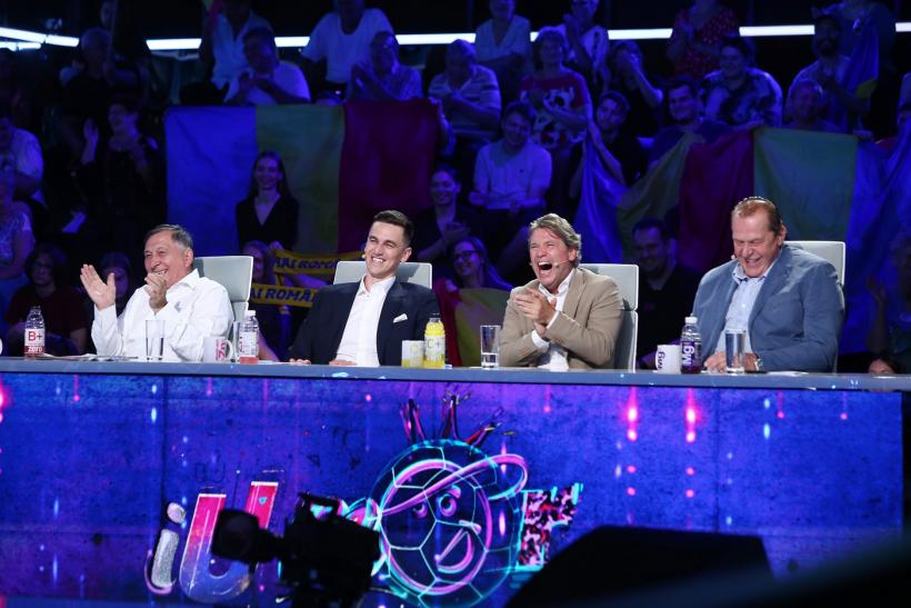 Ciprian Marica, impersonat de George Tănase în spumosul moment „Prosopul”, pe scena iRoast 18858995