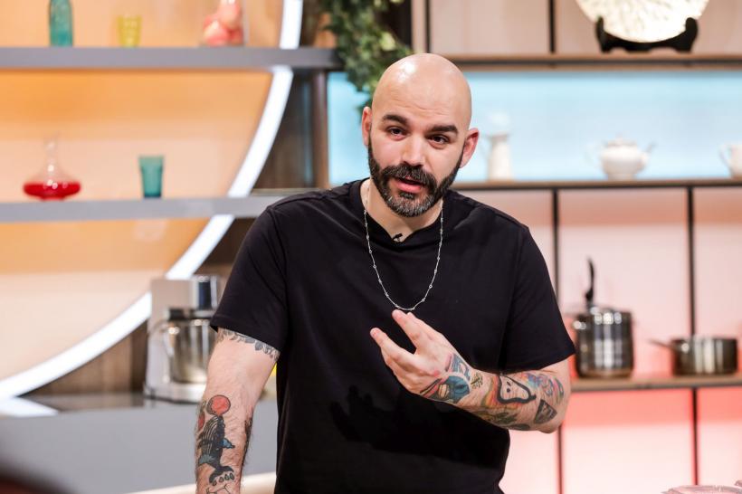 Irina pune în joc a doua bombă cu mai multe amulete, iar un Chef patiser celebru îi uimește pe jurați, diseară, la Chefi la cuțite 18859170