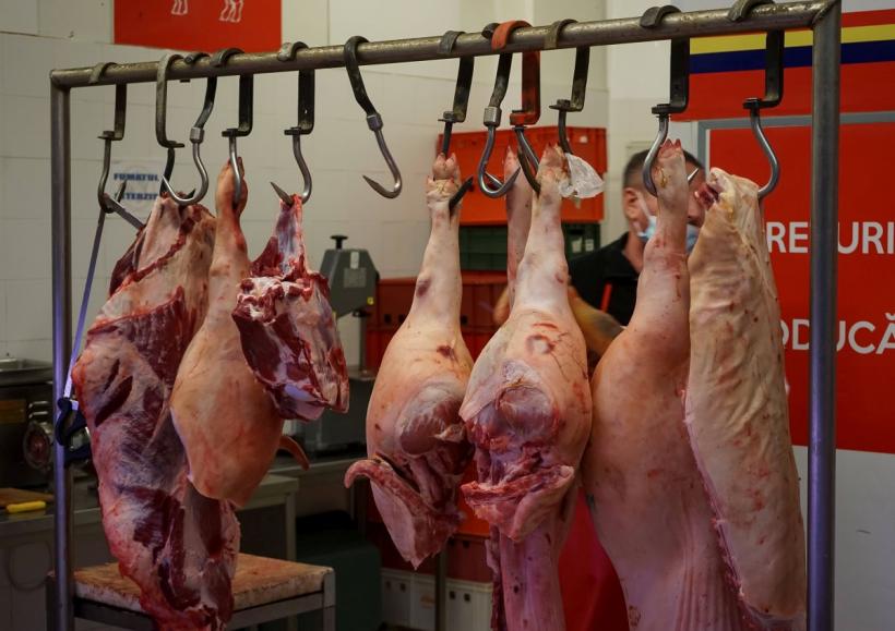 România stă, de fapt, şi mai prost la carnea de porc decât se estima