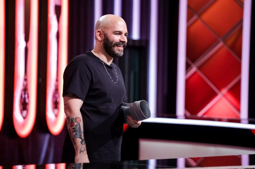 Chefi la cuțite, lider de audiență. Sorin Bontea a câștigat bomba cu mai multe amulete 18859295