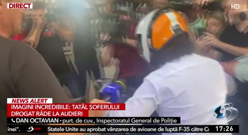 Polițiștii s-au autosesizat, după ce tatăl lui Vlad Pascu a intrat cu scuterul în jurnaliști