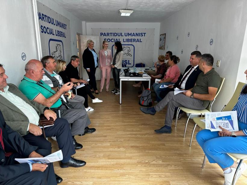 Fapte, nu vorbe!  18859430