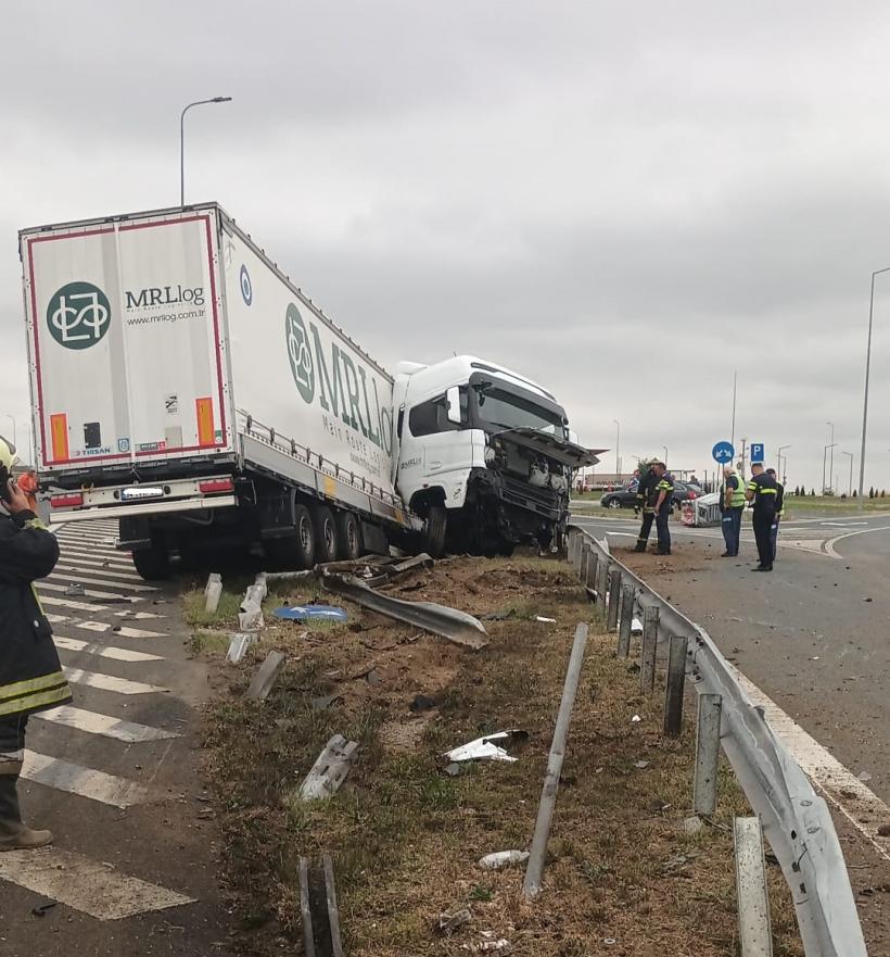 Un accident mai puțin obișnuit a avut loc pe autostrada A1 18859451