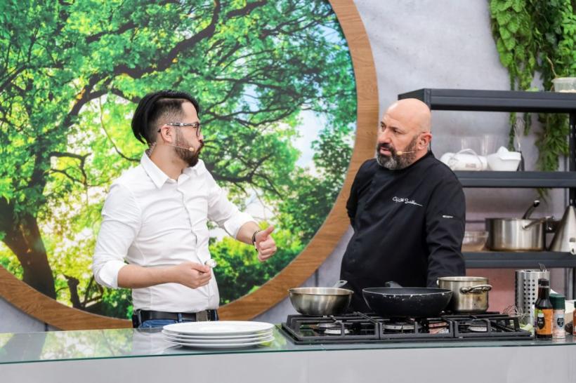 Diseară, la Chefi la cuțite: Povestea tânărului care a fost private chef pentru Usain Bolt și Lewis Hamilton. Plus: o amuletă cu mari emoții, jurizată de Andreea Raicu 18859722