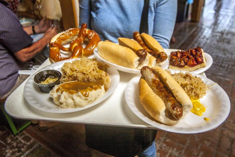 Festivalul berii Oktoberfest a început oficial la Munchen 18859649